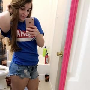 Meet your Posher, Hailey